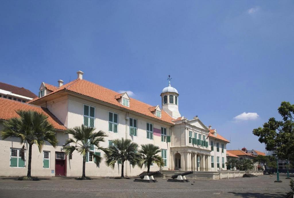 U Stay Hotel Mangga Besar Cakarta Dış mekan fotoğraf