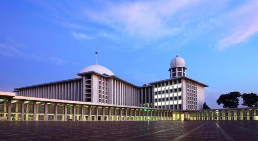 U Stay Hotel Mangga Besar Cakarta Dış mekan fotoğraf